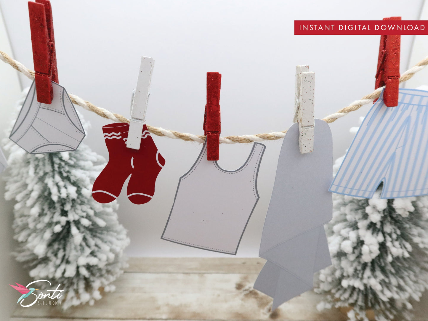Christmas Elf Laundry Day Prop